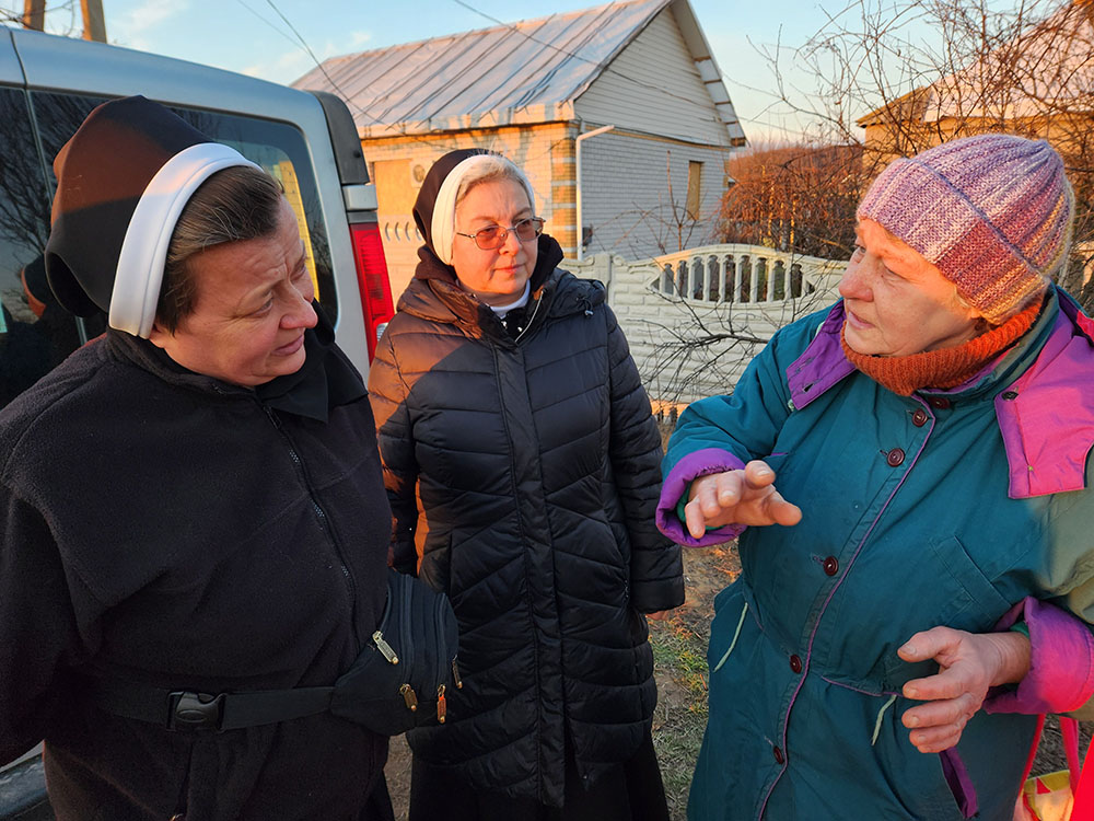 As 2 years of war in Ukraine take a toll sisters remain a steady